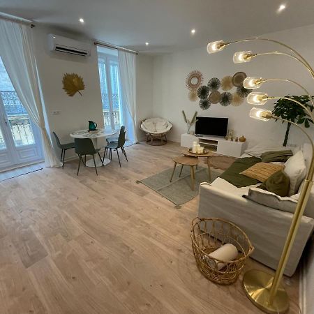 Le Casimir - Superbe T3 En Plein Centre Ville Renove Avec Gout - Wifi Béziers Exterior foto