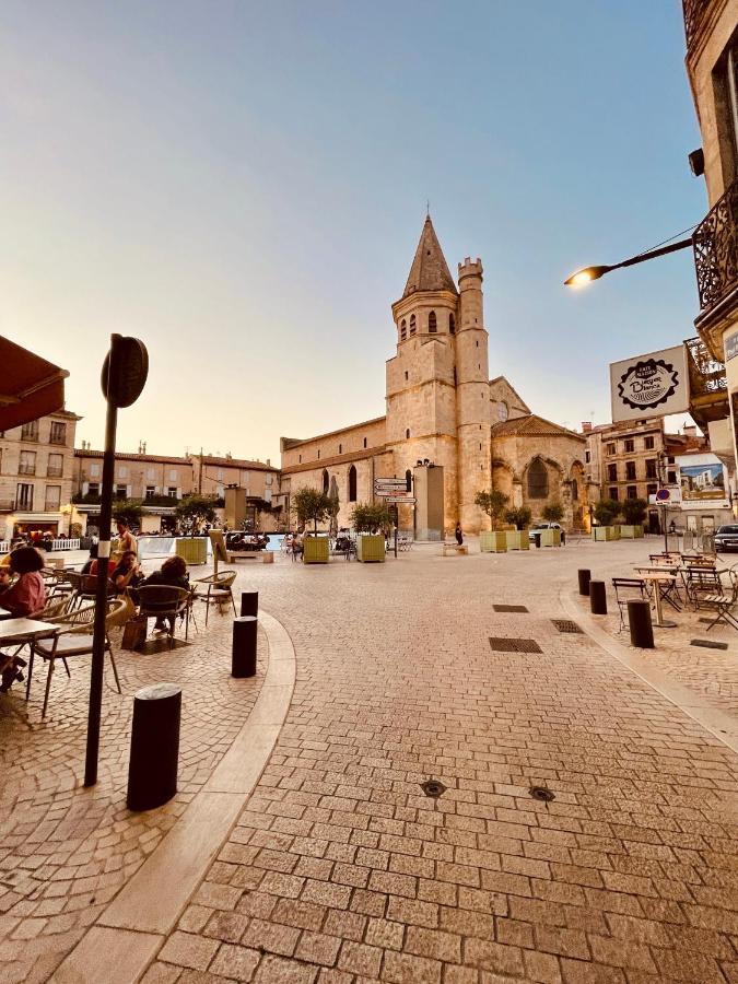 Le Casimir - Superbe T3 En Plein Centre Ville Renove Avec Gout - Wifi Béziers Exterior foto
